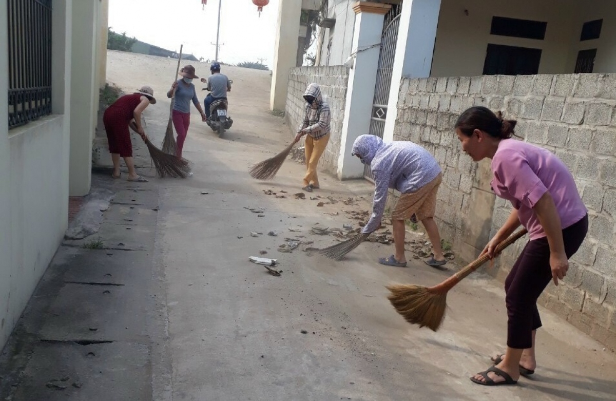 sạch đường, đẹp ngõ nhờ thùng rác công cộng hình ảnh 1 sach duong, dep ngo nho thung rac cong cong hinh anh 1
