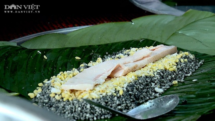 medicinal chung cakes, unique dish of muong people in phu tho picture 2