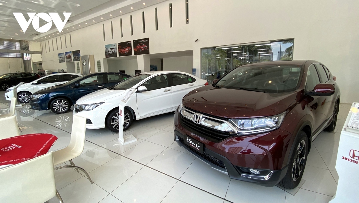 car dealers offer big discounts amid covid-19 outbreak picture 1