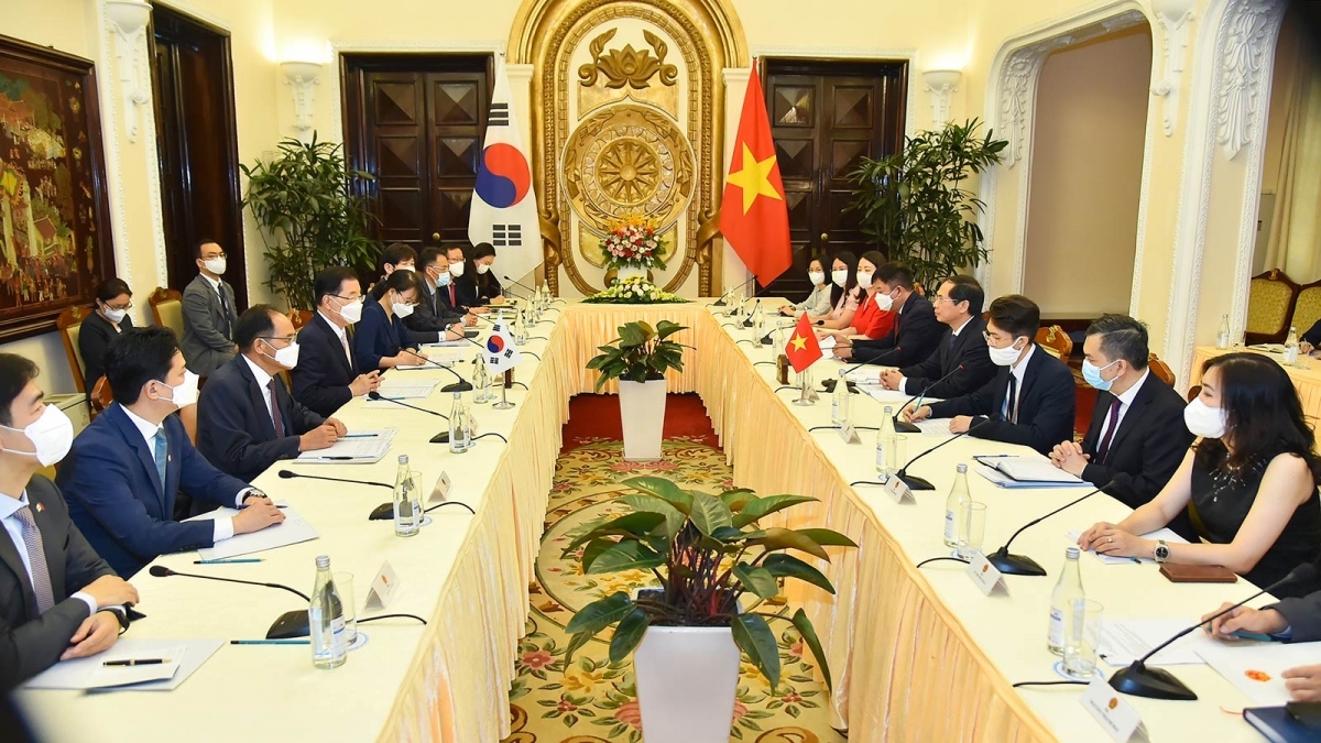 vietnam highly values rok s new southern policy picture 2