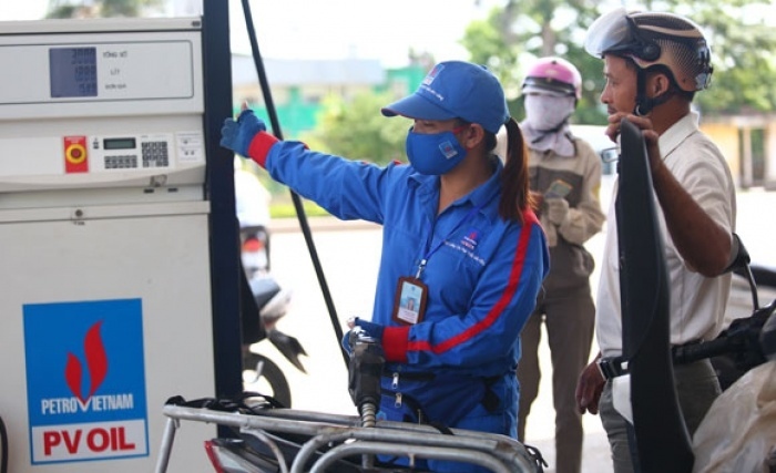 domestic retail petrol prices hit 16-month record high picture 1