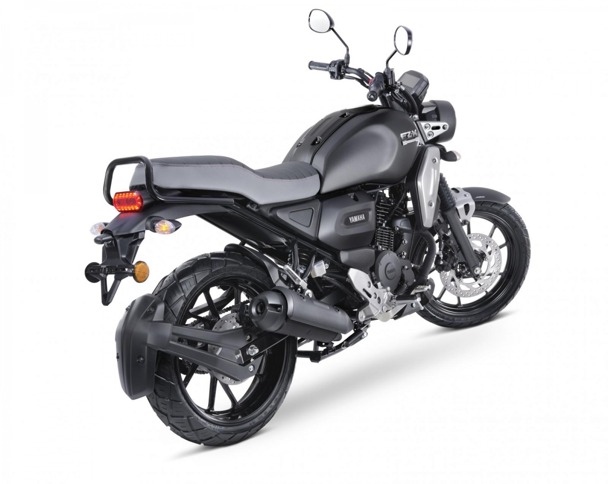 Yamaha FZS FI 2015 thêm 4 màu mới  Xe máy