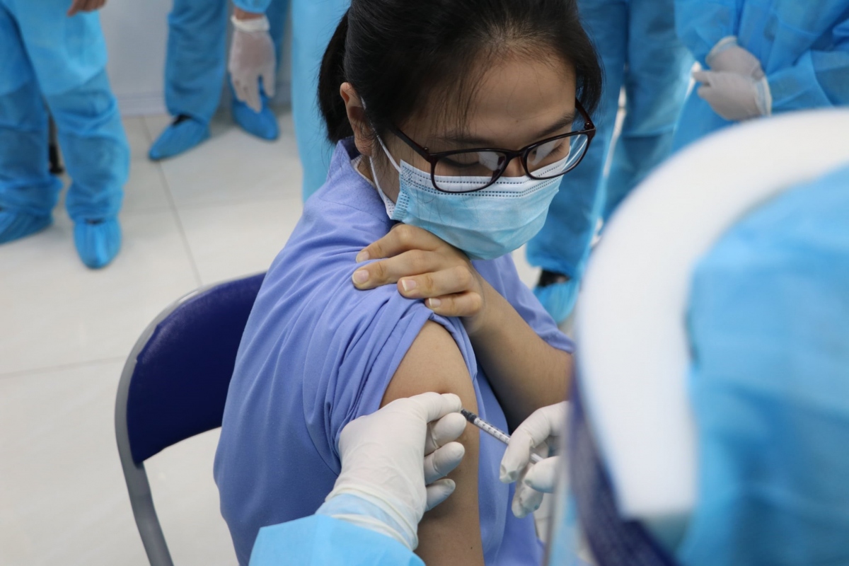 ho chi minh city given priority for vaccine distribution picture 1