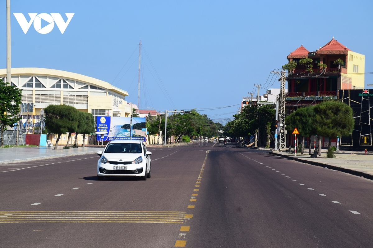 tuy hoa city falls quiet amid covid-19 fears picture 1