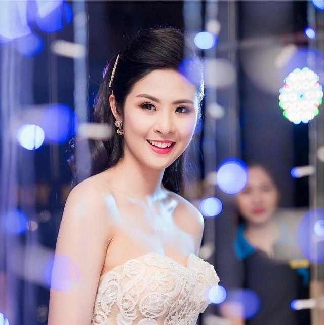 Nhìn lại phần thi trả lời ứng xử của các Hoa hậu Việt Nam hơn 10 ...