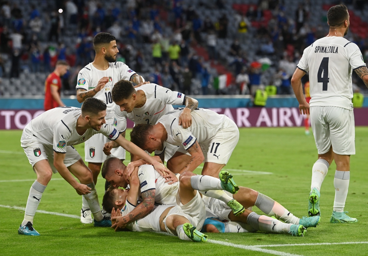 "Vượt ải" Bỉ trong màn thư hùng đỉnh cao ở Allianz Arena, Italia thẳng tiến bán kết EURO