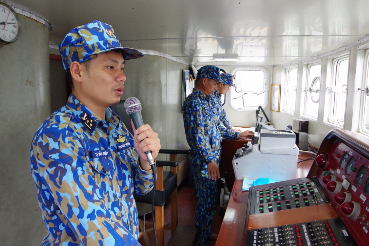 luc luong tau ngam dau tien va niem tu hao bao ve bien tu long dai duong hinh anh 1