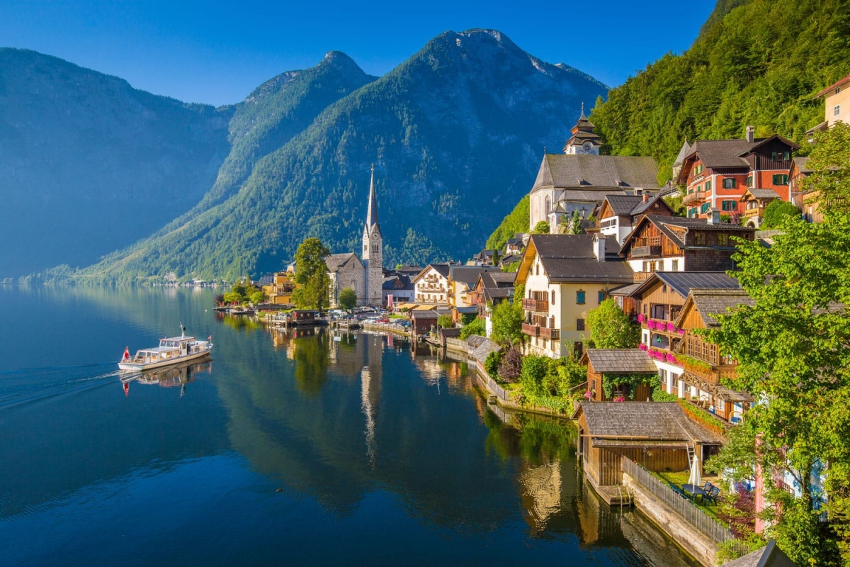 Hallstatt of Austria, is widely considered to be the most photographed village on the list and features several beautiful old churches, a subterranean salt lake, a museum full of artifacts which date back 7,000 years, and a glass-like lake. All of this is set against the breath-taking backdrop of soaring mountains. (Photo:canadastock / shutterstock.com)