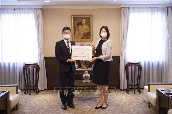 japan bank aozora donates us 45,000 to vietnam covid-19 vaccine fund picture 1