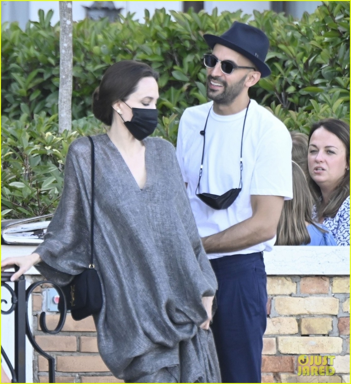angelina jolie phoi do sang chanh dao choi o italy hinh anh 2