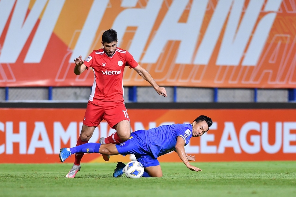 Hàng công "im tiếng", Viettel FC thất thủ trước BG Pathum United ở AFC Champions League