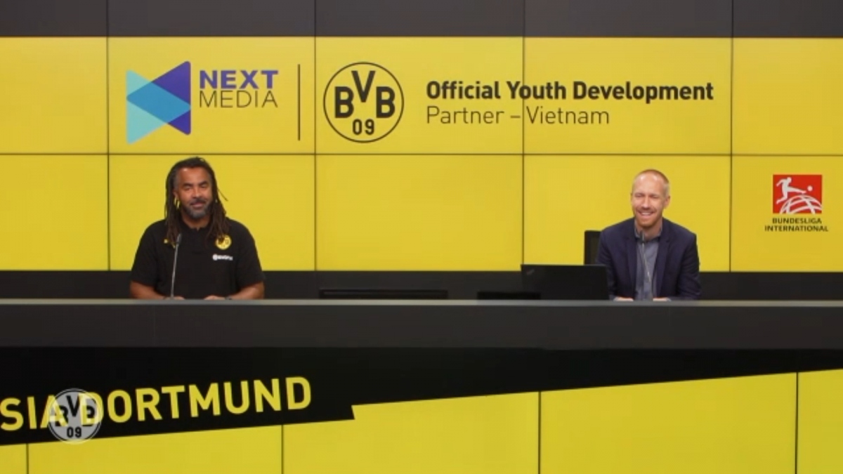 Borussia Dortmund "chọn mặt gửi vàng", mở học viện bóng đá trẻ ở Việt Nam ảnh 2 Giám đốc Kinh doanh Quốc tế của BVB, ông Benedikt Scholz chào đón sự hợp tác với Next Media.
