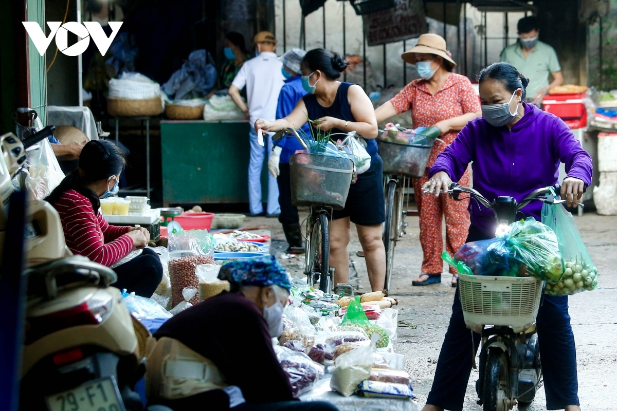 hanoi capital offers market coupons amid rising covid-19 threats picture 6