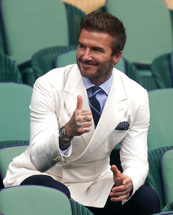 David Beckham diện vest lịch lãm đi xem Wimbledon