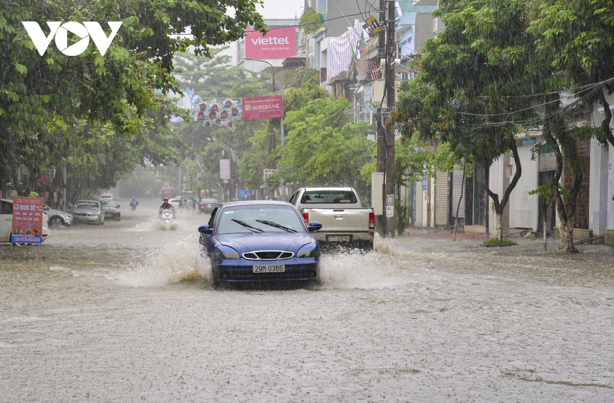 dien bien phu city hit by severe flooding picture 2