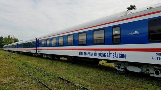 Dừng chạy nhiều đoàn tàu, không nhận chở khách đi, đến TP. Hồ chí Minh