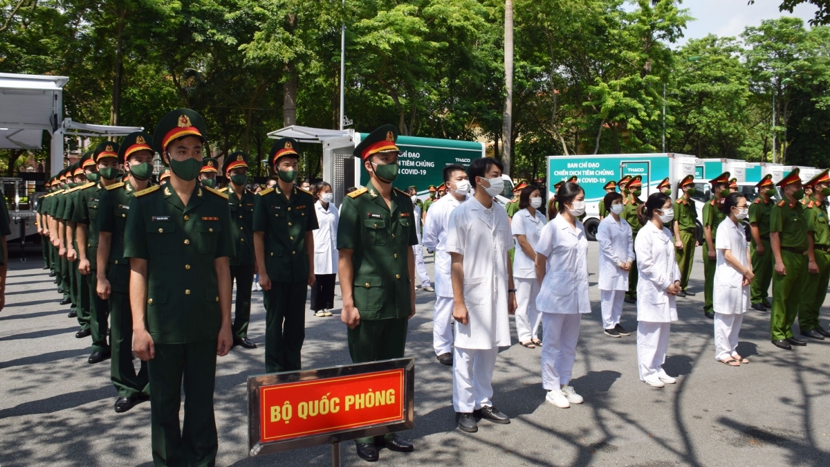 vietnam launches largest-ever covid-19 vaccination campaign picture 3