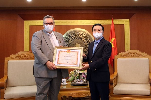 finnish ambassador to vietnam receives for the cause of natural resources and environment picture 1