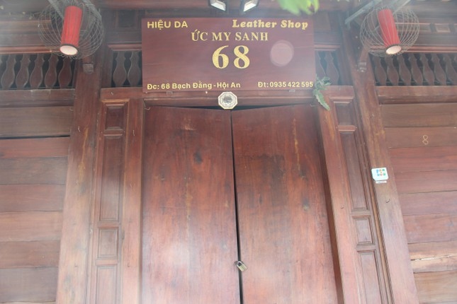 hoi an ancient town on first day of social distancing order picture 10