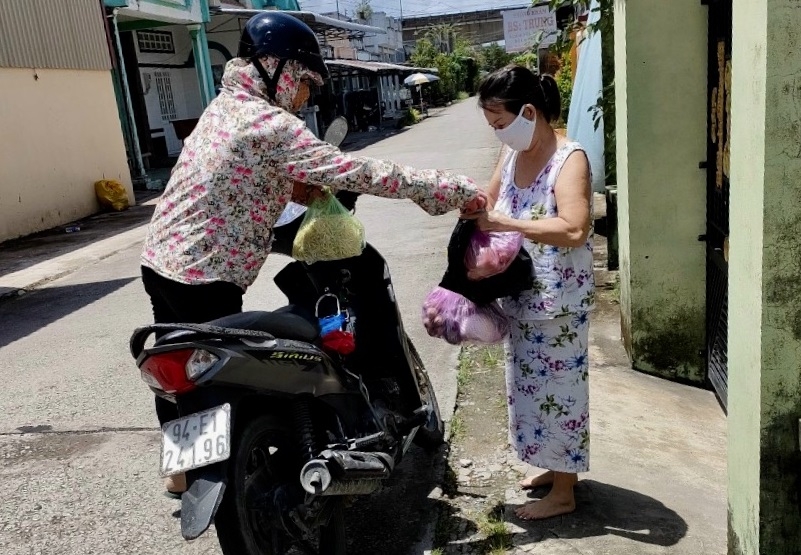 Bạc Liêu thành lập “Tổ phụ nữ đi chợ hộ” mua các mặt hàng thiết yếu giúp người dân