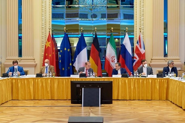 Bức ảnh chụp các quan chức châu Âu và Iran vào ngày 20/6/2021 tại Vienna (Áo), nơi diễn ra các cuộc đàm phán về việc khôi phục thỏa thuận hạt nhân giữa Iran và các cường quốc thế giới. (Nguồn: Washingtonpost.com)