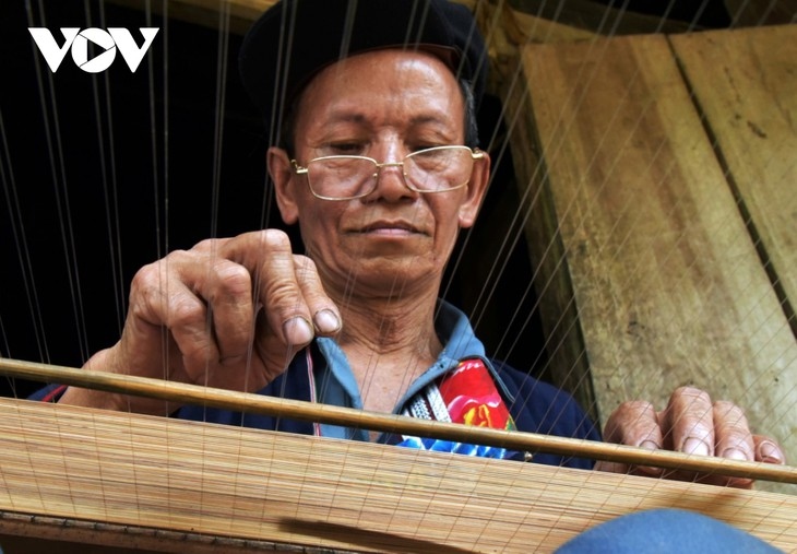 weaving screens for paper-making craft picture 1