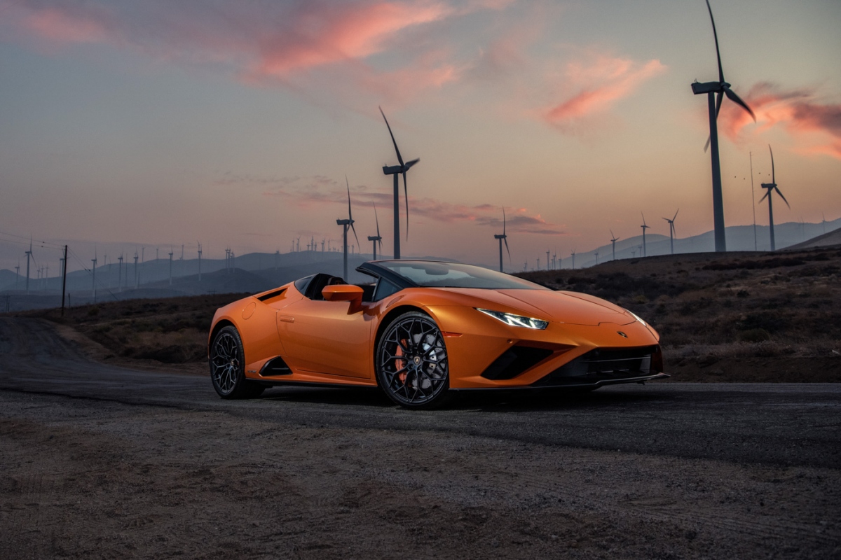 Lamborghini Huracán EVO RWD Spyder thắng giải xe mui trần của năm 2021