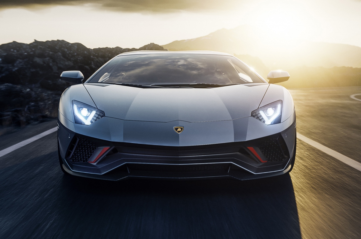 Bộ sưu tập hình nền “bò mộng” Lamborghini Aventador | Báo Dân trí