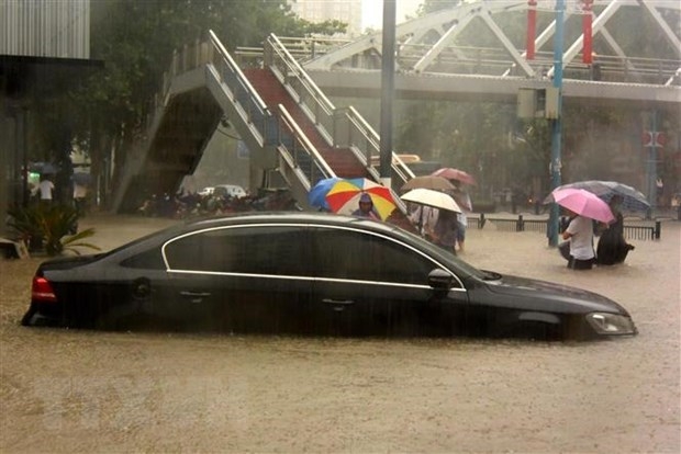 PM offers sympathy to Chinese counterpart over Henan flooding