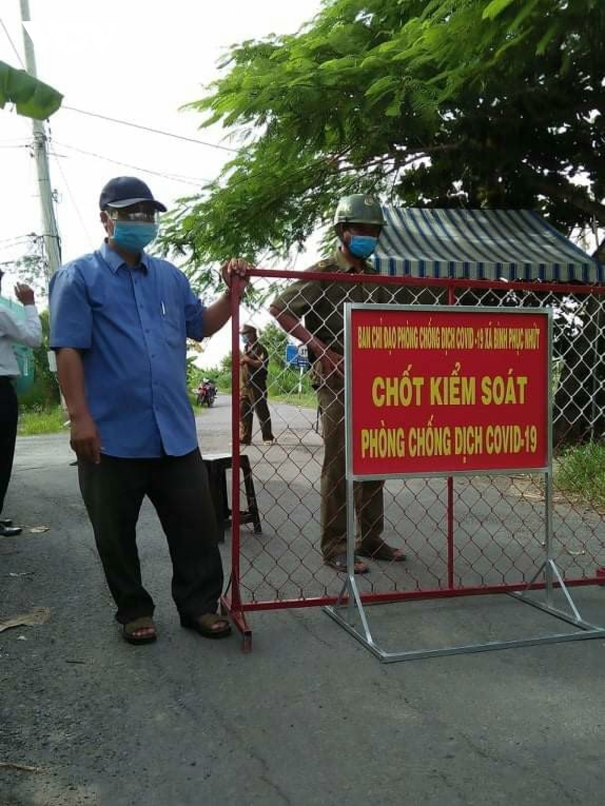 social distancing measures in force in mekong delta for covid-19 fight picture 5