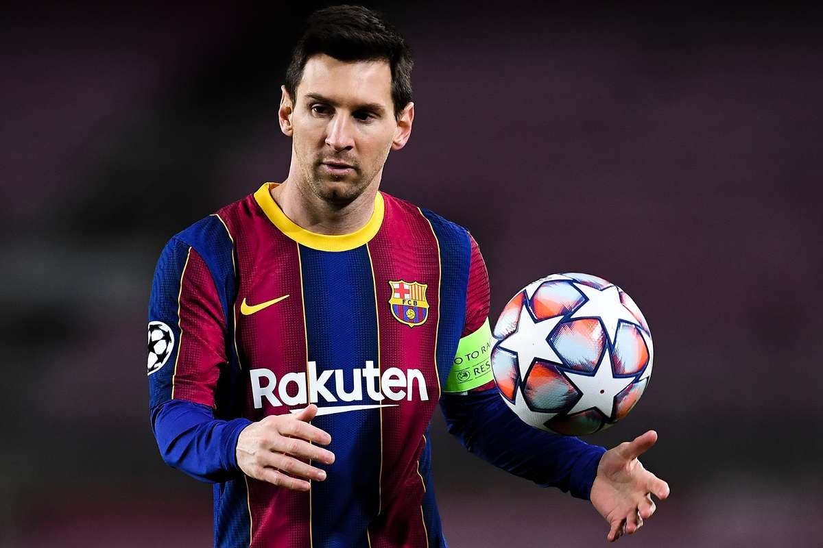 Messi, Barca, lương (salary): Tài năng cùng nỗ lực của Lionel Messi khiến anh ấy trở thành một trong những cầu thủ được trả lương cao nhất trong lịch sử bóng đá. Những hình ảnh Messi khoác áo Barca với nụ cười tươi rói sẽ cho bạn thấy được một phần của sự nỗ lực để đạt được thành tích và trở thành một trong những ngôi sao hàng đầu thế giới.