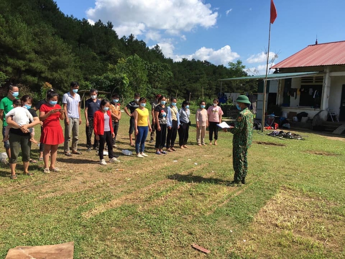 dozens of illegal immigrants detained in cao bang picture 1