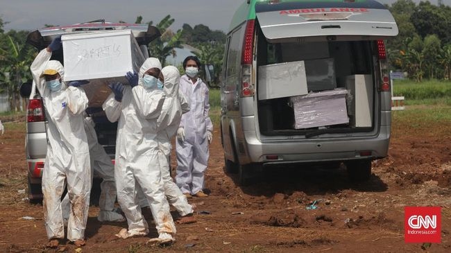 Tử vong do Covid-19 ở Indonesia liên tục tăng kỷ lục (Nguồn: CNN Indonesia)