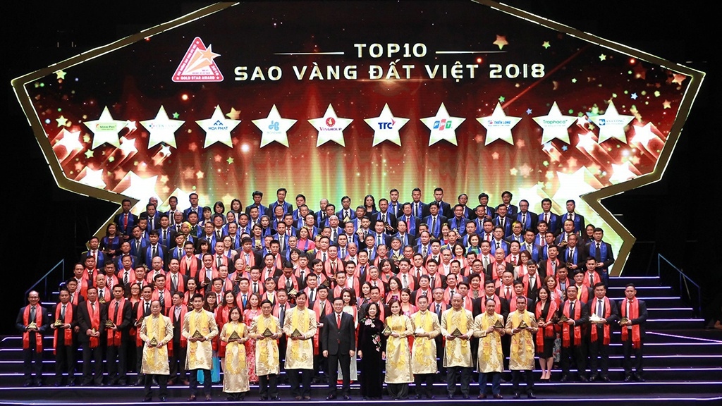 outstanding local firms to be honoured with vietnam gold star awards picture 1