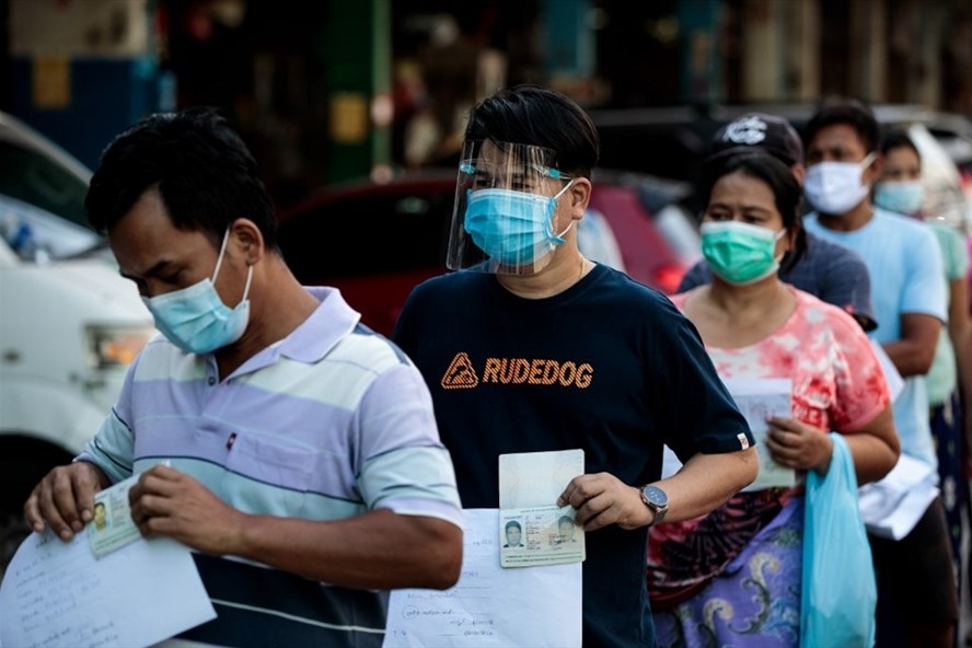 thieu hut vaccine khien cuoc khung hoang covid-19 tai thai lan ngay cang tram trong hinh anh 1