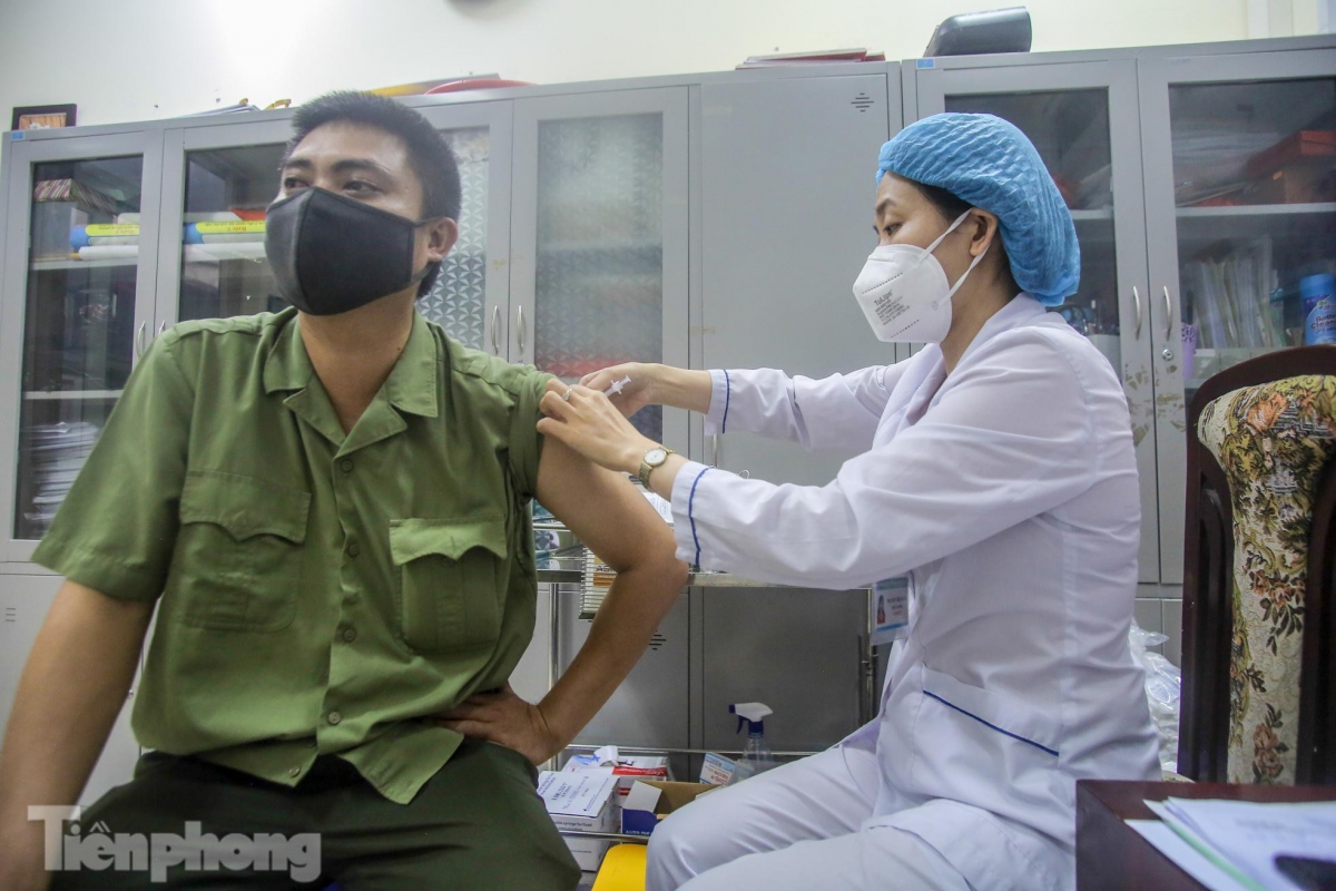 hanoi rolls out largest-ever inoculation campaign picture 10