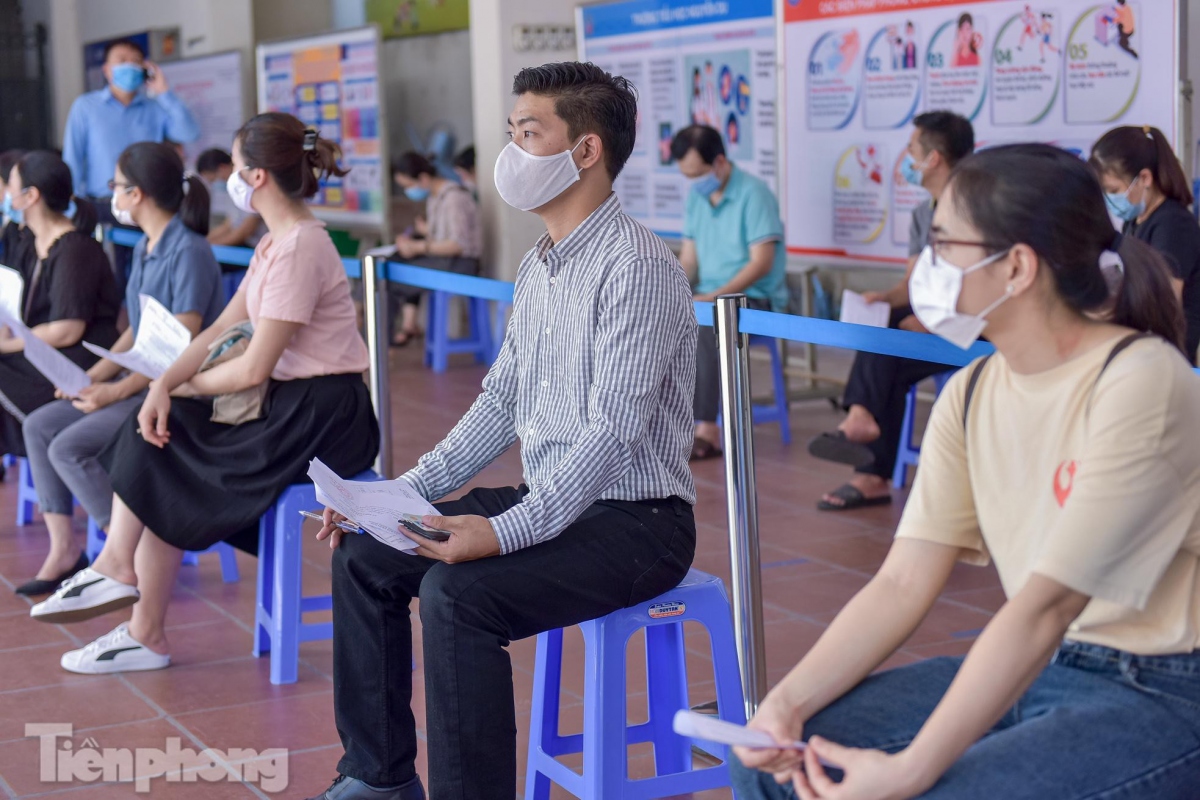 hanoi rolls out largest-ever inoculation campaign picture 3