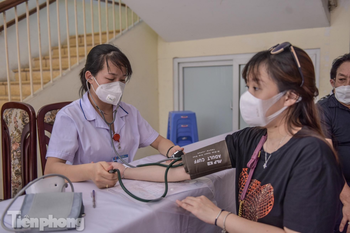 hanoi rolls out largest-ever inoculation campaign picture 4