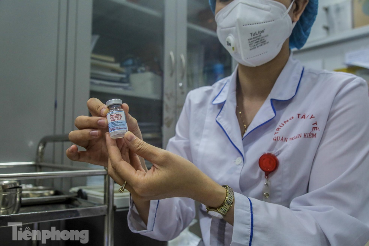 hanoi rolls out largest-ever inoculation campaign picture 7