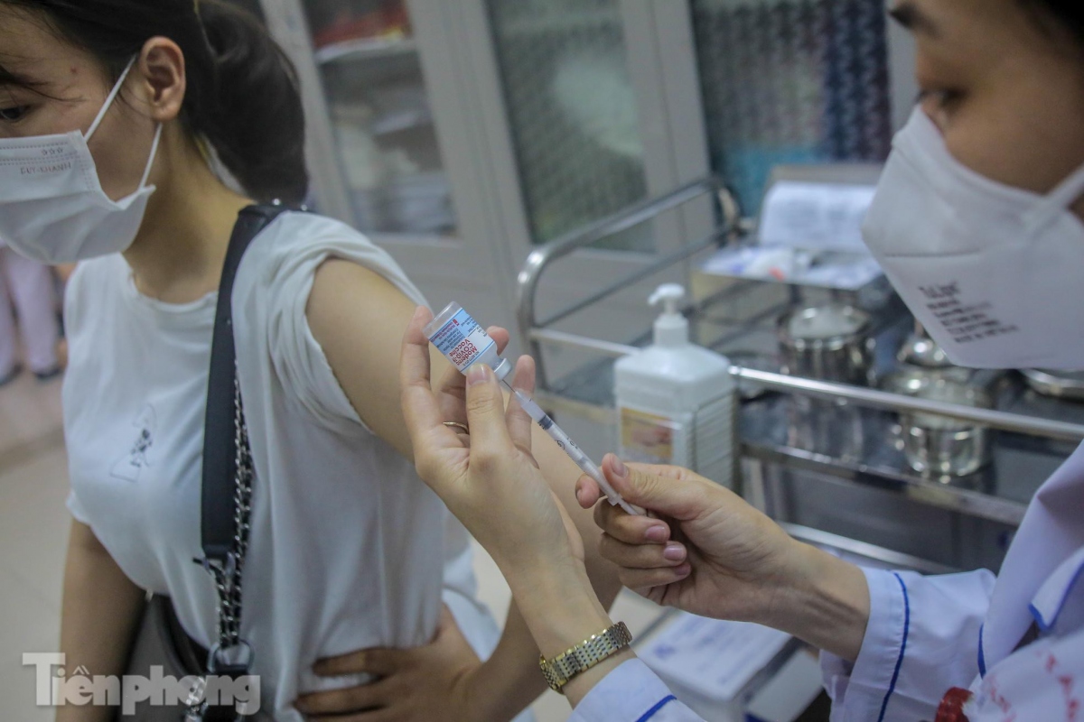 hanoi rolls out largest-ever inoculation campaign picture 8