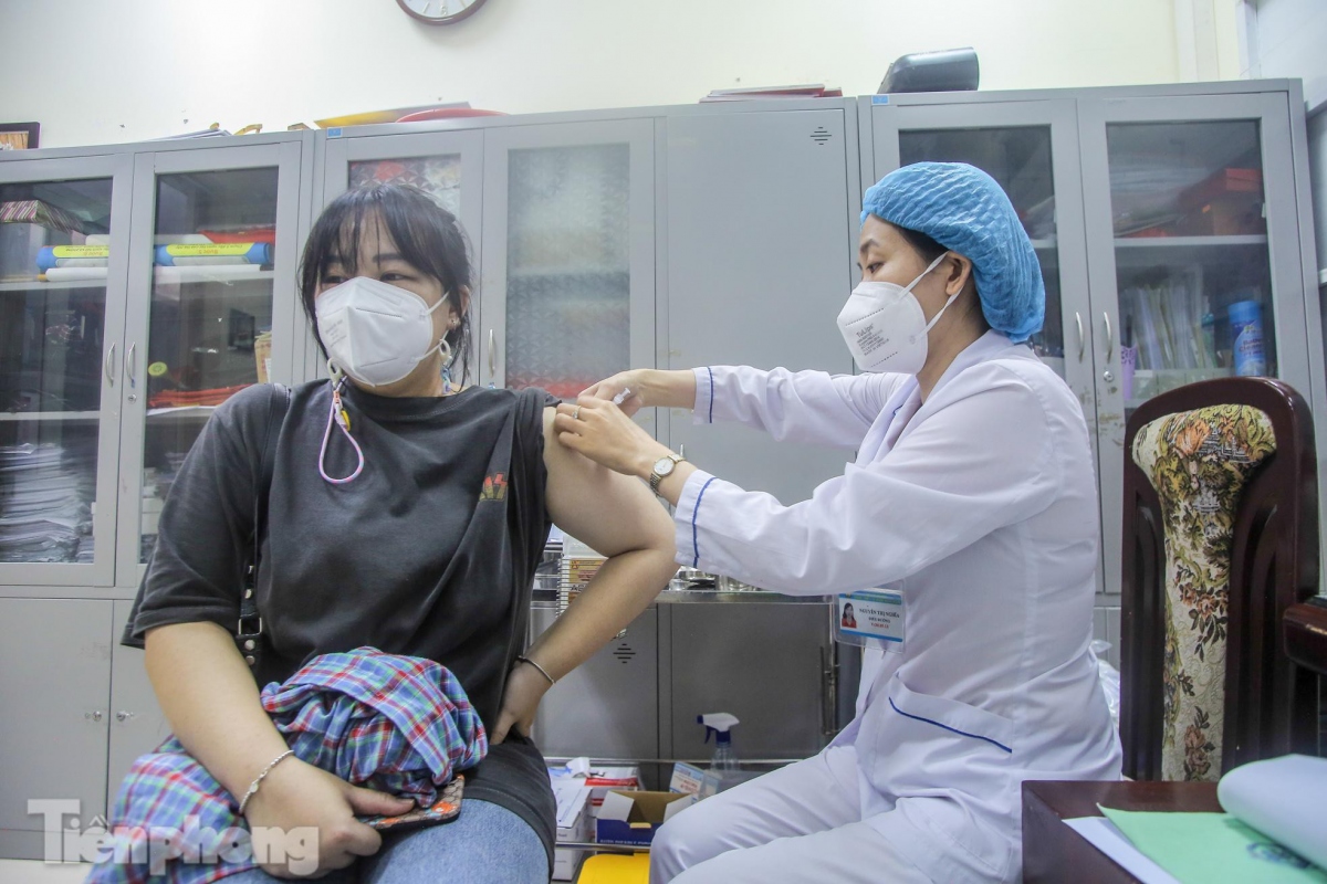 hanoi rolls out largest-ever inoculation campaign picture 9