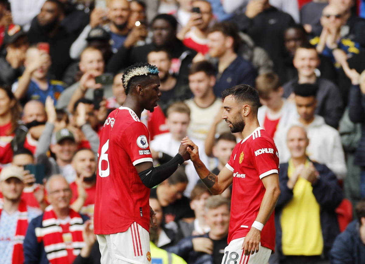 bruno lap hat-trick - pogba di vao lich su, mu de bep leeds united hinh anh 18