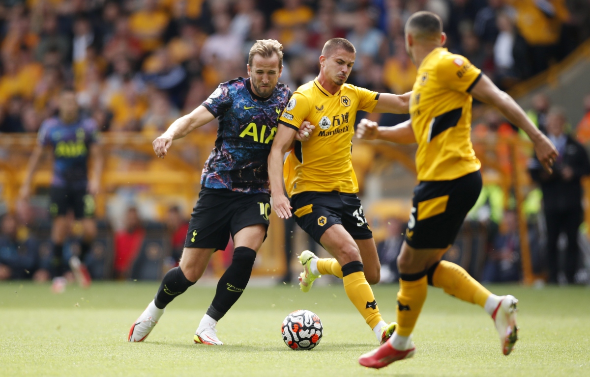 harry kane tro lai thi dau cho tottenham, man city chinh thuc het hy vong hinh anh 2