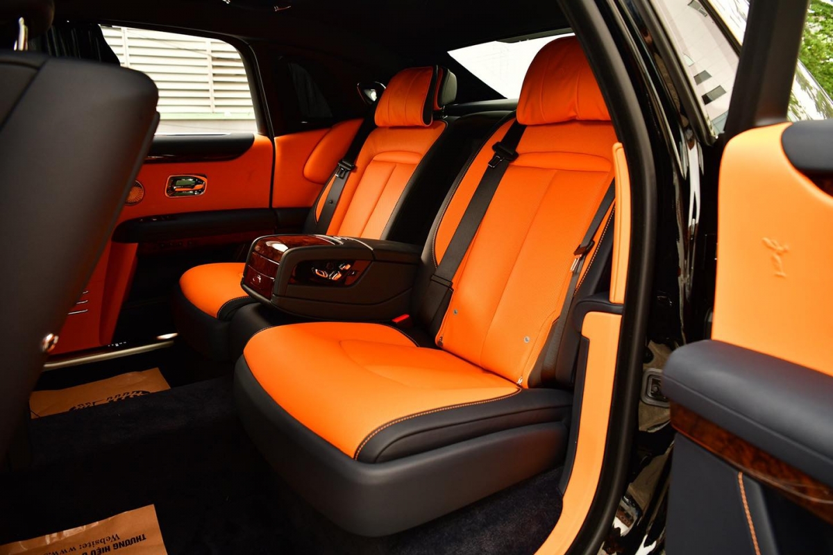 Used 2021 RollsRoyce Phantom Mandarine Interior Forgiato Wheels Starlight  Headliner Phantom Package For Sale 459800  Chicago Motor Cars Stock  20360