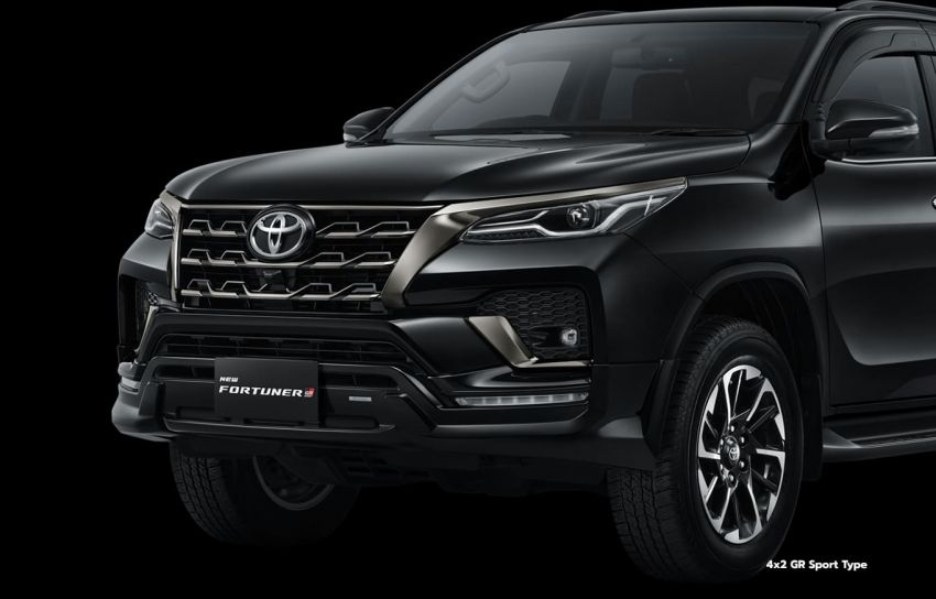 toyota fortuner gr sport 2022 ra mat voi 2 tuy chon dong co hinh anh 2