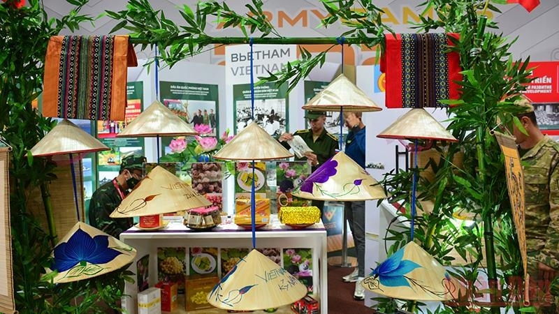 vietnamese pavilion at army games friendship house attracts many visitors picture 2