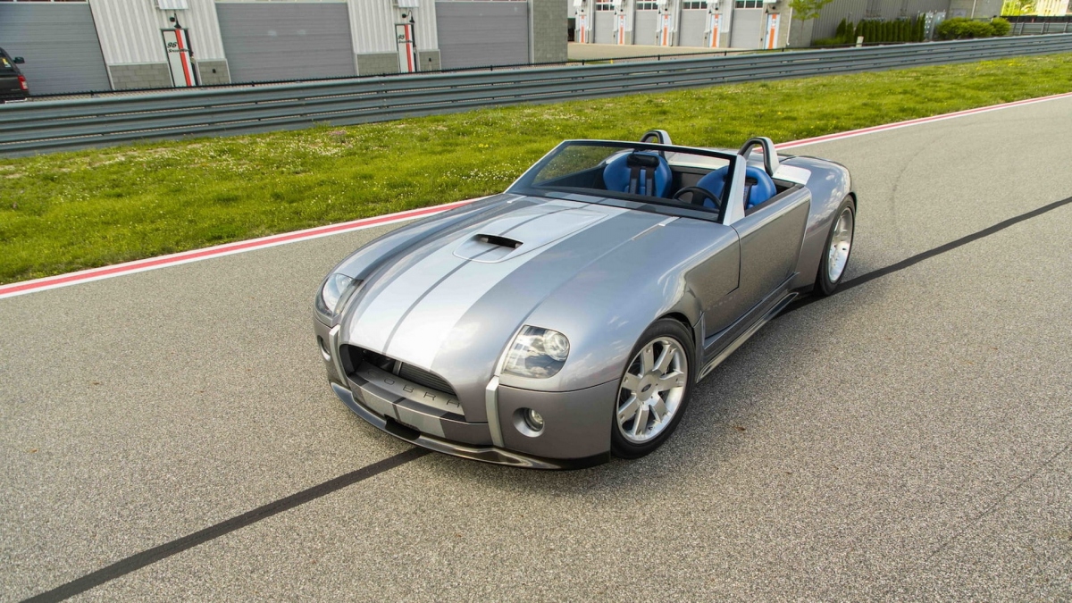 sau 17 nam ra mat, ford shelby cobra concept duoc ban voi gia 2,64 trieu usd hinh anh 4