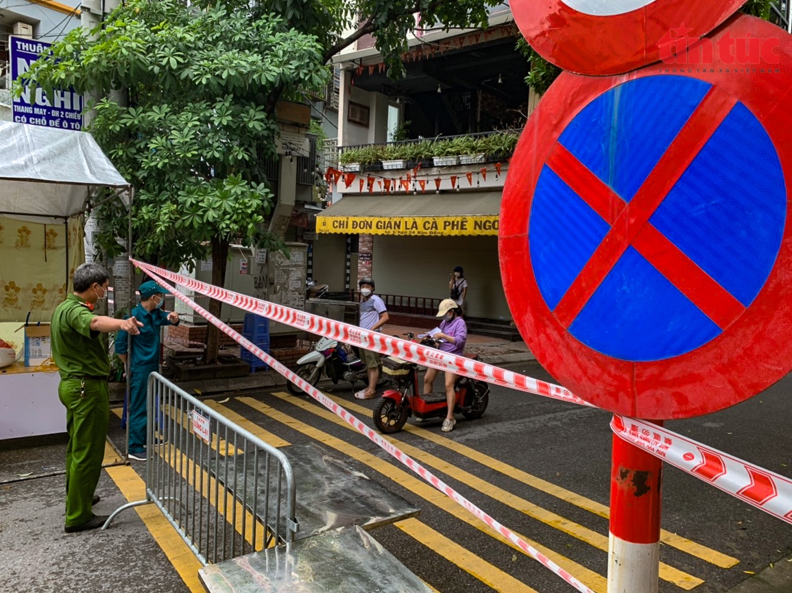nhà xe khai báo không trung thực, phường giáp bát phải kiến nghị mở rộng vùng phong tỏa hình ảnh 7 nha xe khai bao khong trung thuc, phuong giap bat phai kien nghi mo rong vung phong toa hinh anh 7