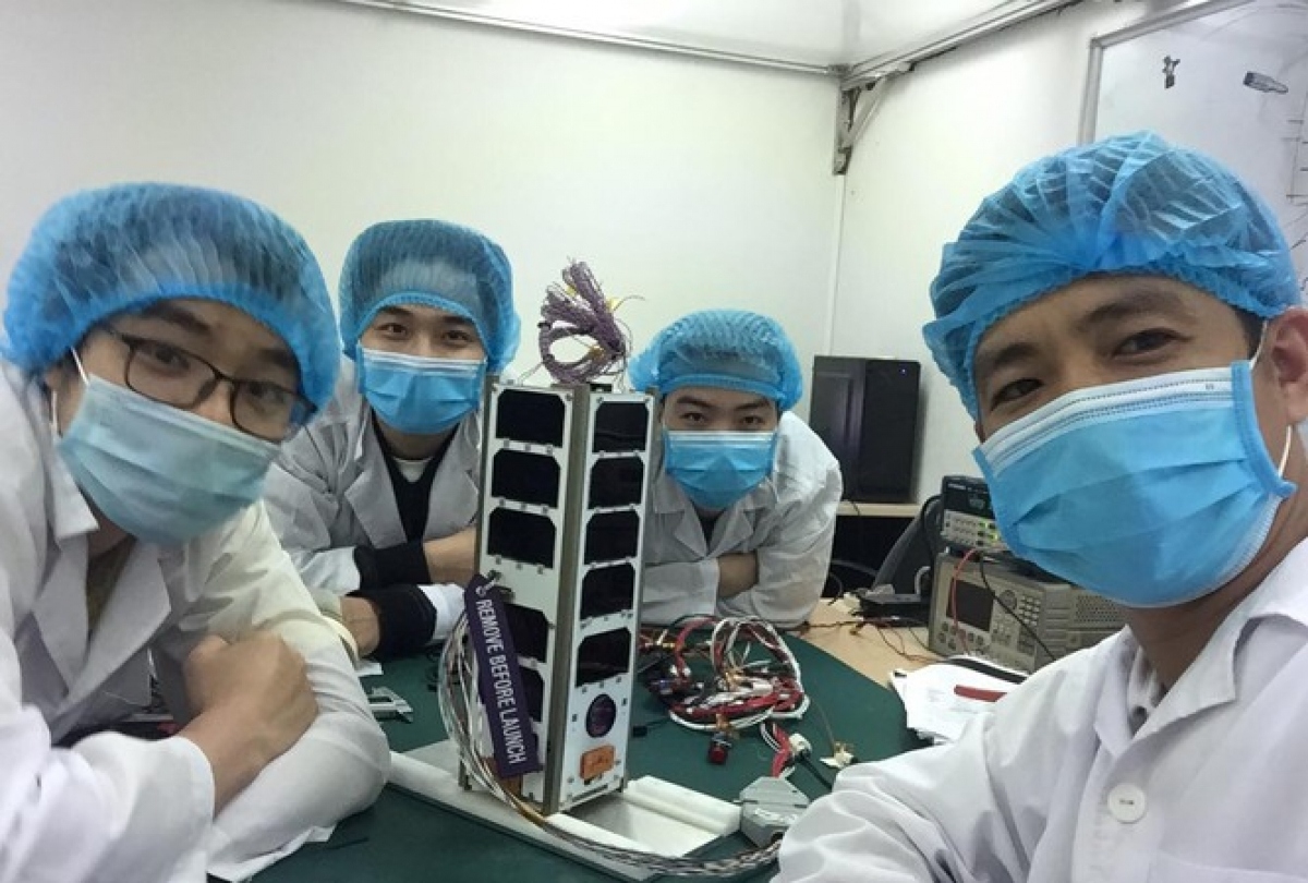  made-in-vietnam satellite nanodragon ready for launch in japan picture 1