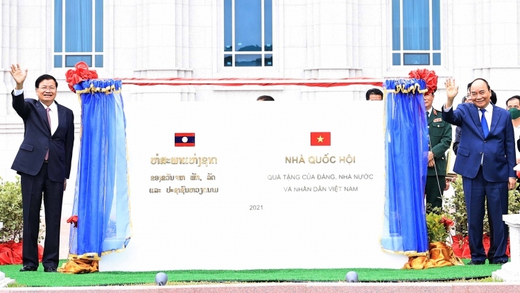vietnam, laos presidents unveil lao national assembly building picture 1